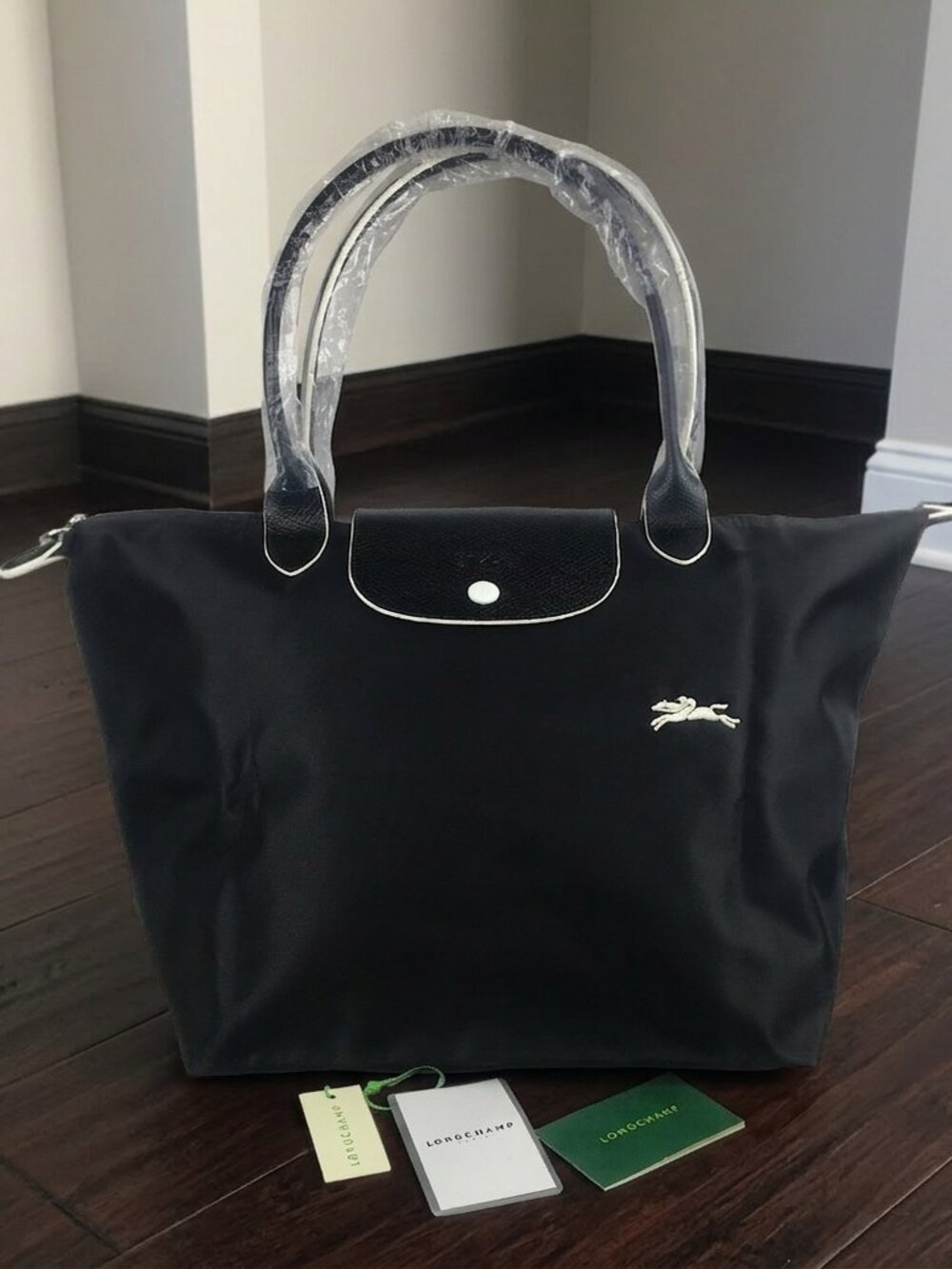 Longchamp Tote Bag Medium Black
